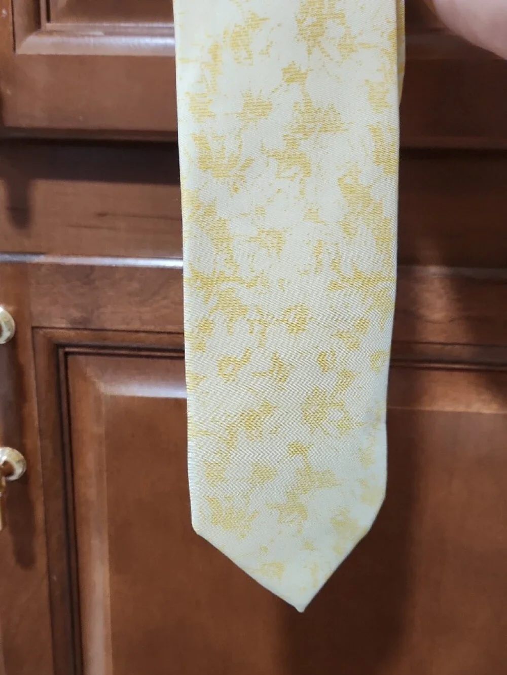 Michael Kors Cream Tie with Pale Yellow Floral Jacquard